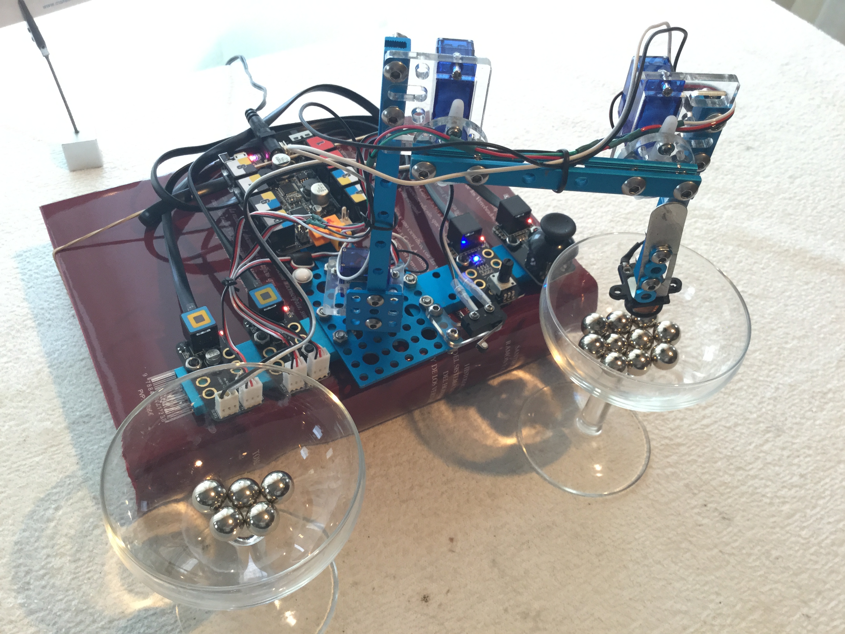 56f1784ed2db4.jpg